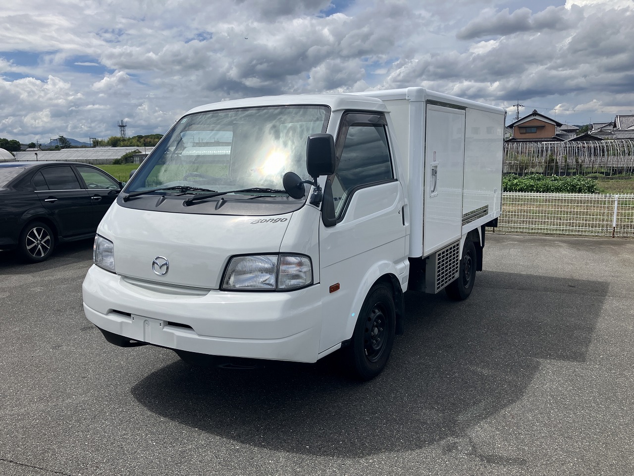 #2225 令和2年式　ボンゴオートマ　低温冷凍車